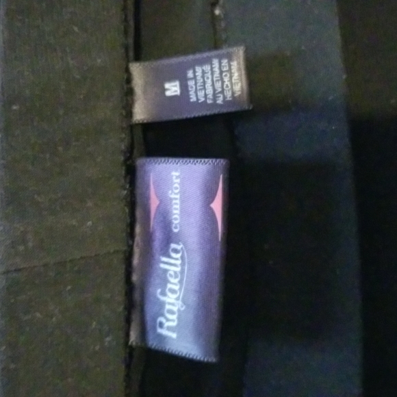 Rafaella basic black skirt size Medium - Picture 2 of 2